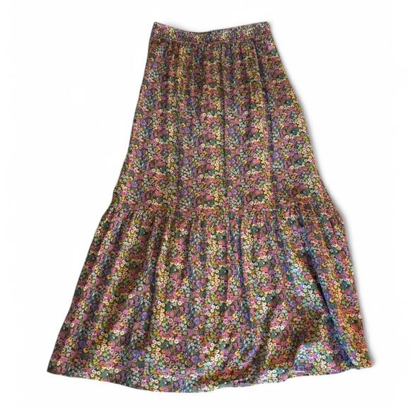Gorgeous Floral Midi Skirt Set - Picture 3 of 8